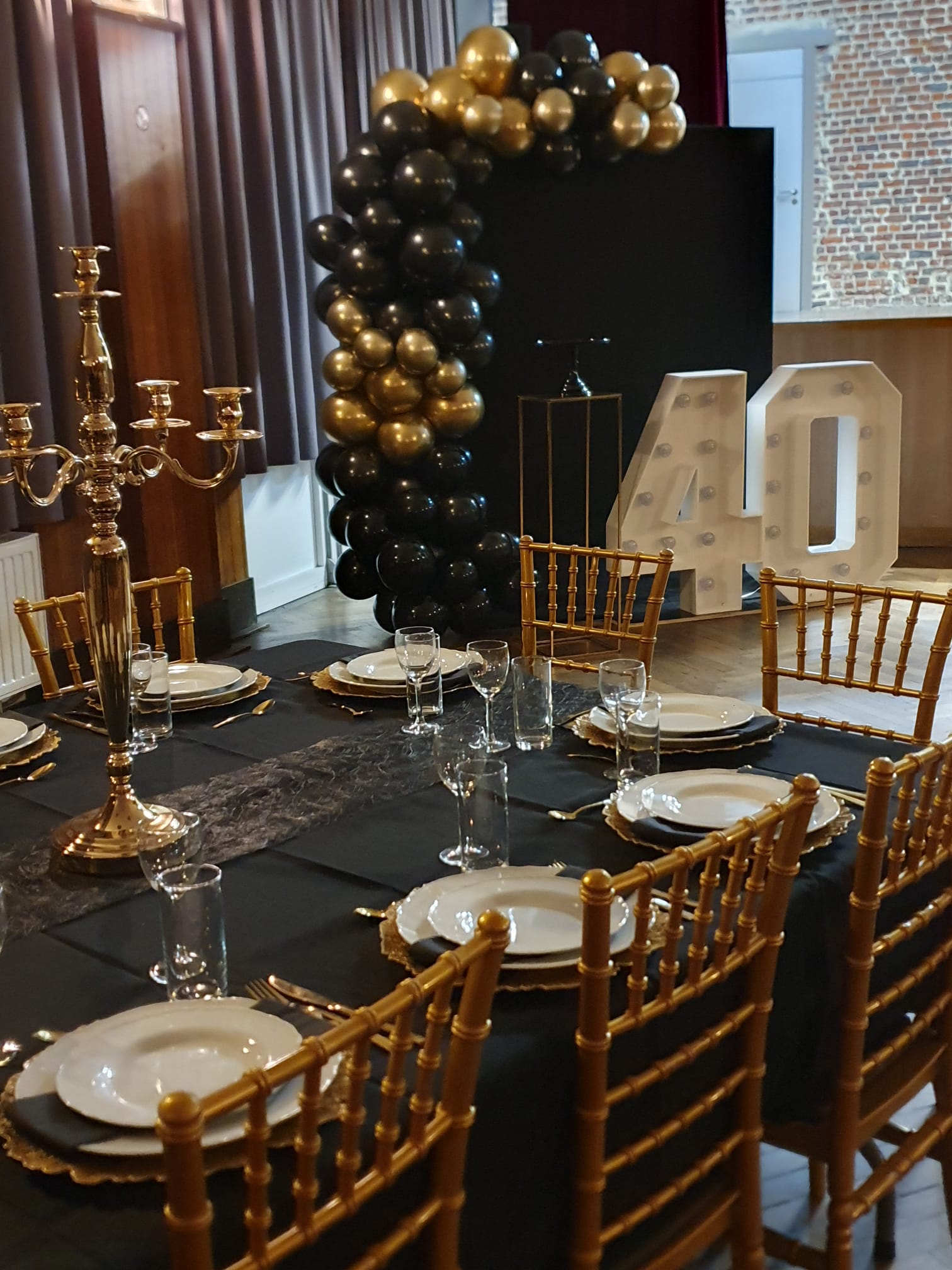 Équipe 647 King Events en montage logistique